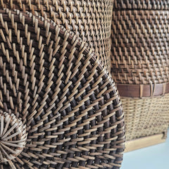 Rieten opbergmand bruin met deksel naturel - handgeweven textuur en natuurlijke afwerking