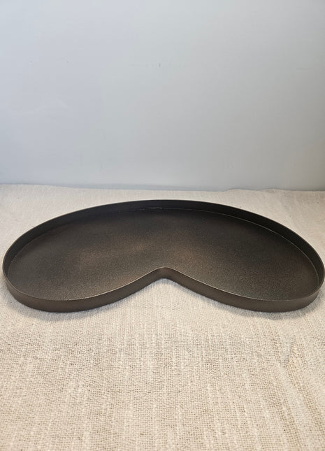 Dienblad Villeta S brons metaal met organische vorm 45 x 24 x 2 cm