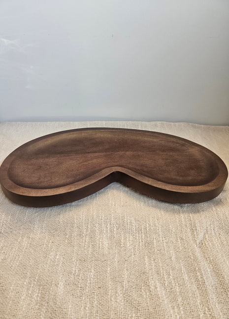 Dienblad Villeta S walnoothout met organische vorm 45 x 24 x 2 cm