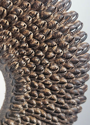 Close-up van schelpenketting antiek look donker - natuurlijke schelpen