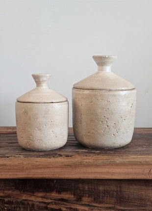Aardewerk potje met deksel beige - Set S + M