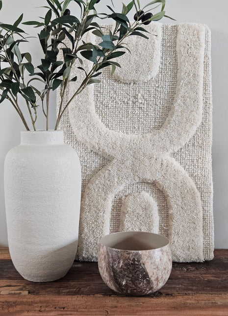 Colmore Votive KYARA bruin-beige S van keramiek met organische ronde vorm en matte afwerking op een witte ondergrond