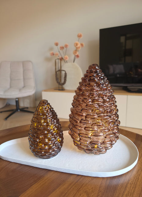 Interieurset Lighting Glow Christmas met LED kerstboom en Amy dienblad op een houten tafel