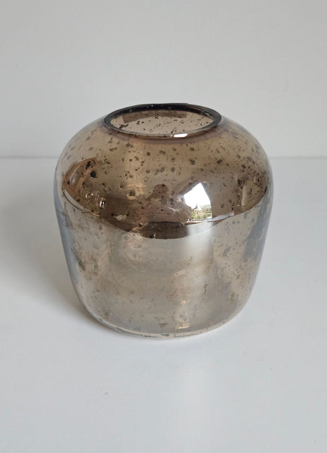 Waxinelichthouder Capira bruin grijs glas met facetgeslepen vorm hoogte 9 x Ø 10 cm