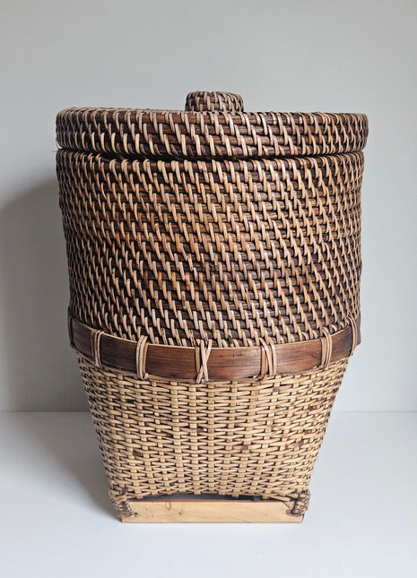 Rieten opbergmand met deksel bruin naturel - handgeweven textuur en natuurlijke afwerking