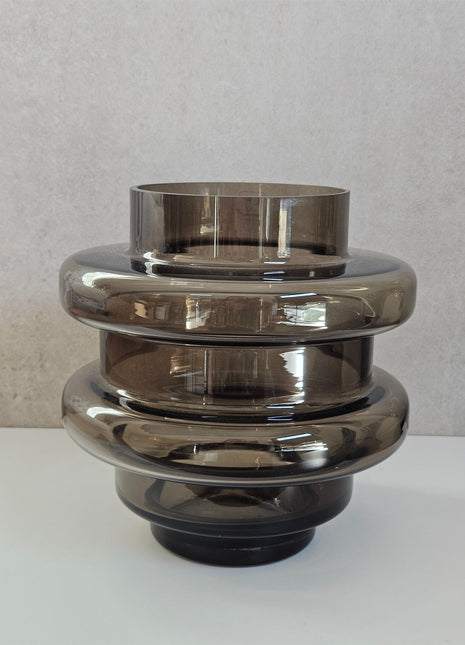 Vaas Disk donkerbruin glas met ronde schijfvorm Ø 23xoogte 23 cm
