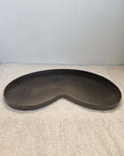Dienblad Villeta S brons metaal met organische vorm 45 x 24 x 2 cm