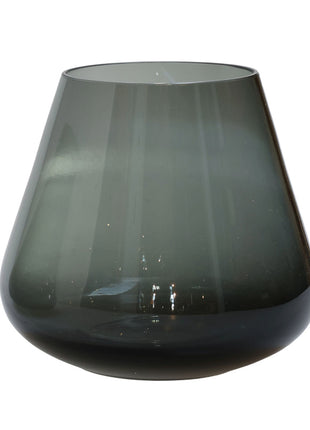Vase the World waxinelichthouder Tasman in een prachtige grijze kleur. De waxinelichthouder is gemaakt van glas en is mondgeblazen.